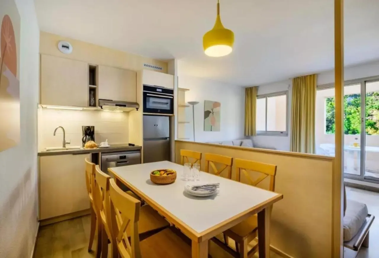 Villa Livia - Citea - Groupe Pierre & Vacances Tourisme Piscine Et Mer A Proximite - Residence Renovee Cannes Homestay